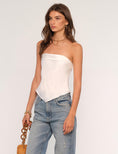 Load image into Gallery viewer, Eris Top - White

