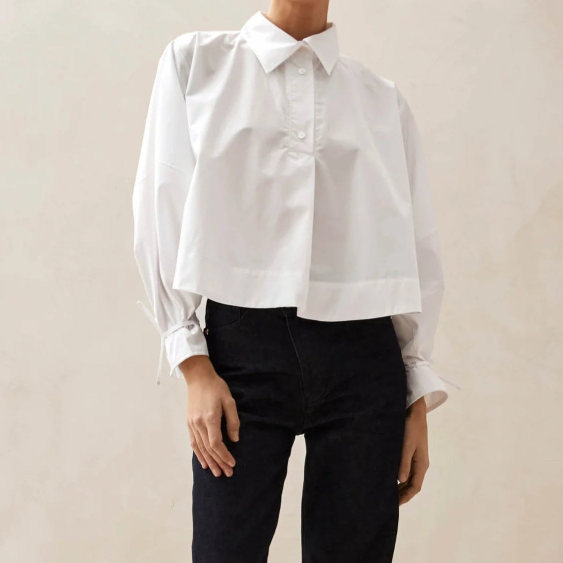 Alohas Adara White Shirt - THE INVITE