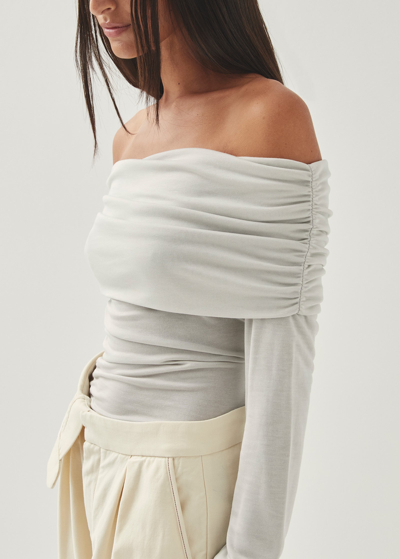 Alohas Emica Off - The - Shoulder Top - THE INVITE
