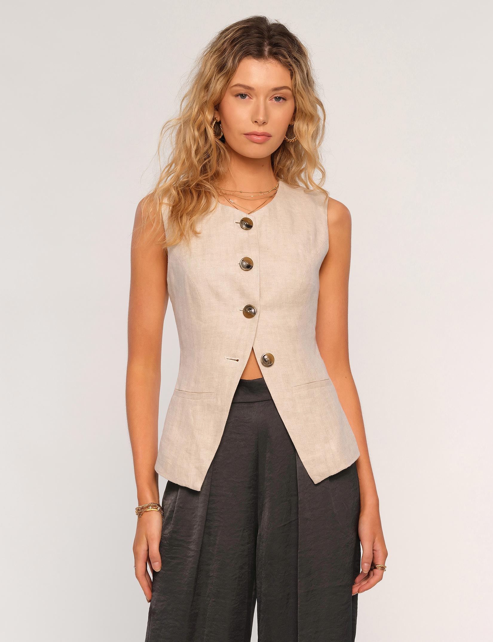 Heartloom Emerson Vest - Stone - THE INVITE